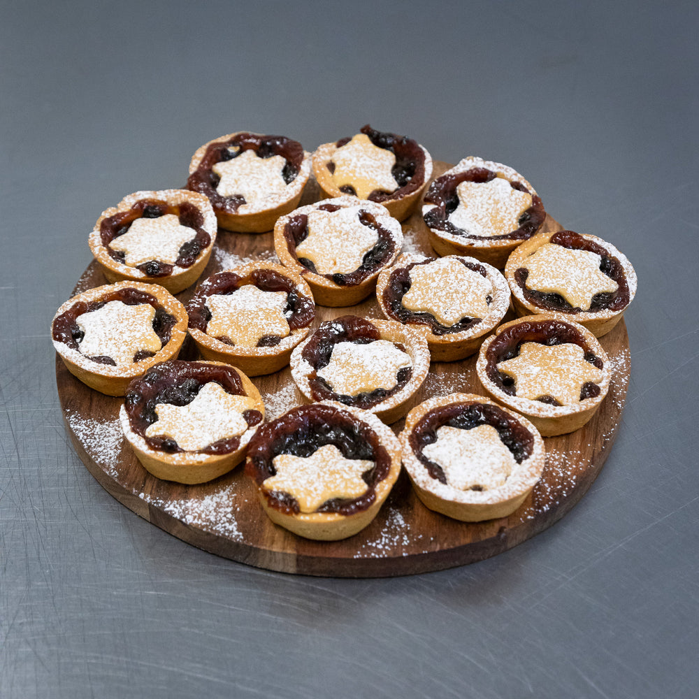 
            
                Load image into Gallery viewer, Christmas Tarts 6 pack
            
        