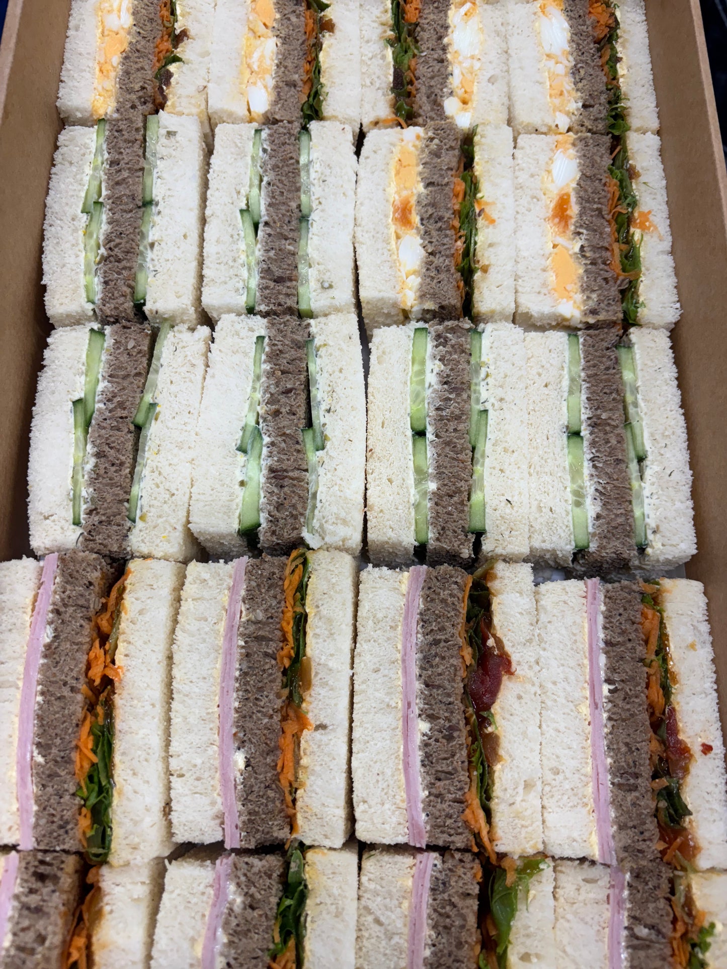 Club Sandwich Platter (24 pieces)