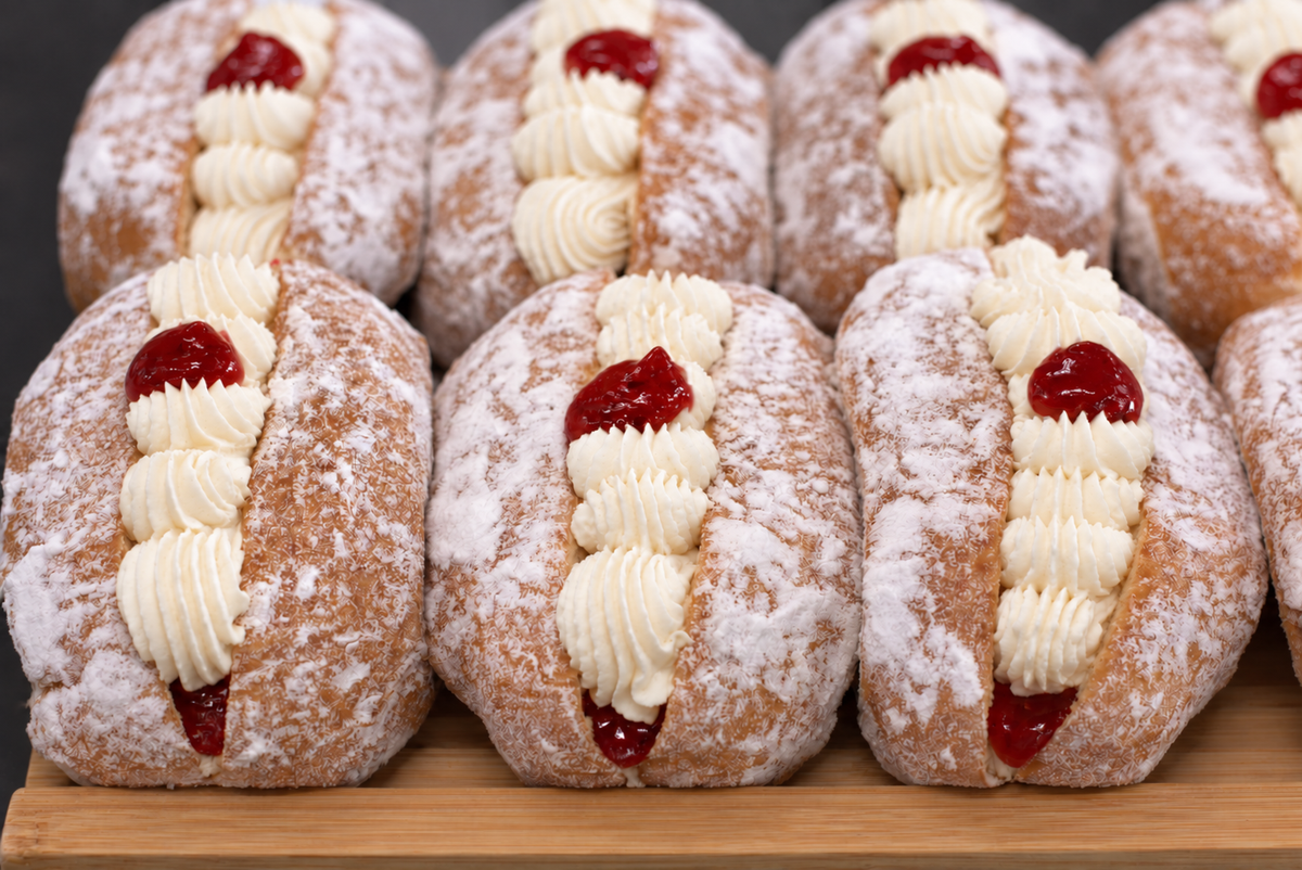 The Ol' Kiwi Donut Platter